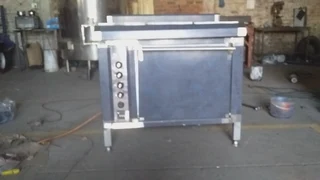OIL JACKETED BOILING POTS,TILTING PANS,THREE PLATE INDUSTRIAL STOVES.0642509544