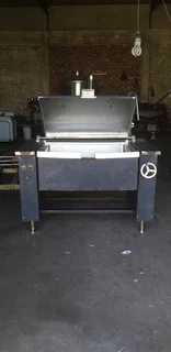 OIL JACKETED BOILING POTS,TILTING PANS,THREE PLATE INDUSTRIAL STOVES.0642509544
