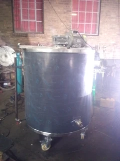 1000 LITRE OIL JACKETED BOILING POT FOR SALE.0642509544.