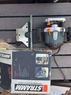STRAMM Router 1200W