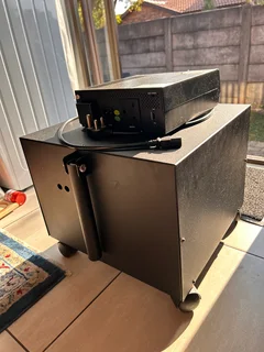 Ellies FBi2000W Inverter/UPS