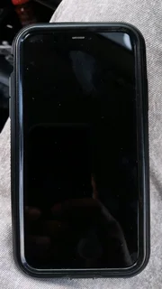 Apple Iphone 11 / Red Edition / 64GB Memory / R3800.00