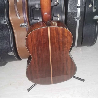 Yamaha CG-120SA classical guitar and hard case - Solid Top - Rosewood back/ sides classical guitar