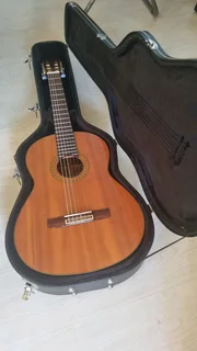 Yamaha CG-120SA classical guitar and hard case - Solid Top - Rosewood back/ sides classical guitar