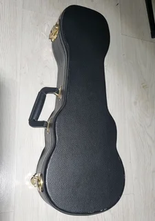 Kala Ka15s soprano ukelele and hard case