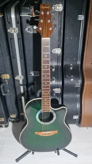 Craftman ovation style semi acoustic guitar and bag