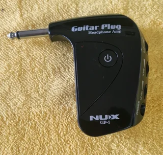 Nux GP-1 guitar headphone amp
