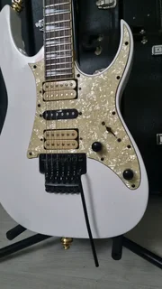 Ibanez RG350DX electric guitar and bag