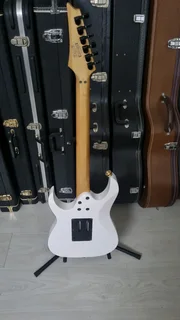 Ibanez RG350DX electric guitar and bag