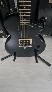 Epiphone Les Paul Jnr electric guitar