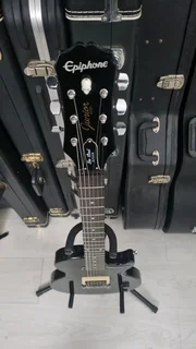 Epiphone Les Paul Jnr electric guitar