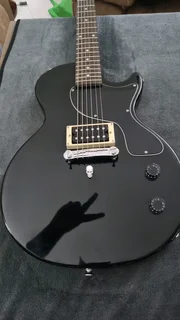 Epiphone Les Paul Jnr electric guitar