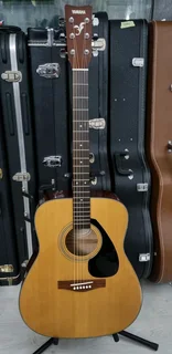 Yamaha F340 acoustic guitar