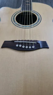 (Left handed) Ibanez AEL40SE-RLV semi acoustic guitar and bag
