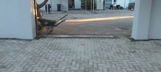 Paver, bricklayer, plasterer, concrete, topping, painter, waterproofing