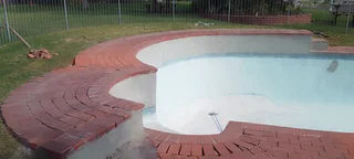 Paver, bricklayer, plasterer, concrete, painter