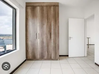 ROOM TO RENT - Available Now