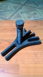 Large Vehicle Hub/Bearing Puller.