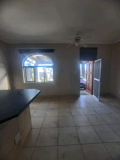 Flat to rent (granny flat)