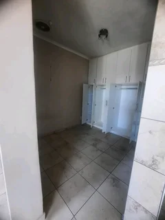 Flat to rent (granny flat)