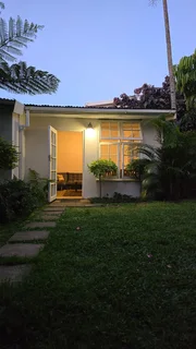 Cottage to rent in Essenwood