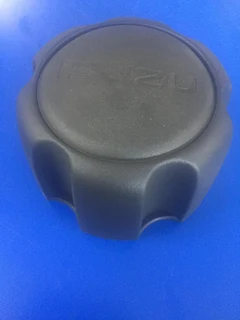 ISUZE WHEEL CAPS