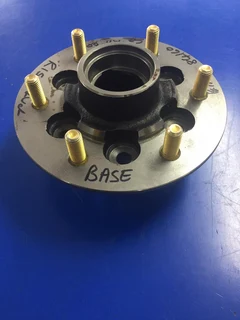 ISUZU WHEEL HUBS