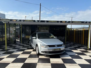 2012 VW JETTA 1.6 TDI DSG HIGHLINE - SHOWROOM CONDITION