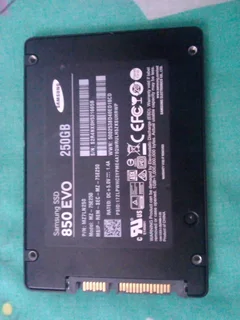 Samsung Evo 250gb ssd R400 working good