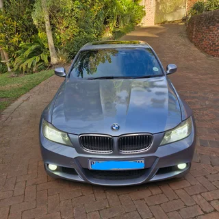 2011 BMW 3 Series Sedan