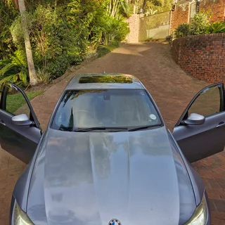 2011 BMW 3 Series Sedan