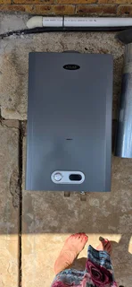 Gas Geyser 20 Liter with Weather Box