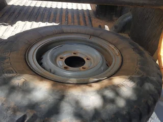 Land Cruiser split rims