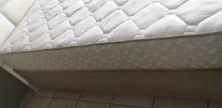 Secondhand bed