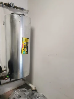 Carpenter &amp;bricklayer