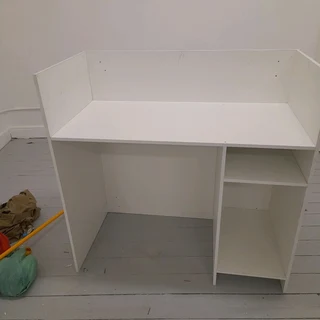 Carpenter &amp;bricklayer