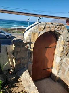 Carpenters are available