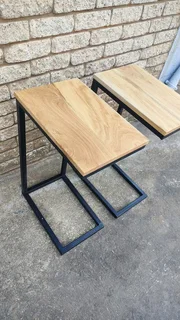 C-SHAPED SIDE TABLE
