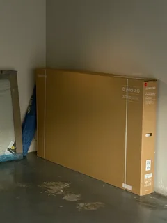 Sealed 75 inch Samsung