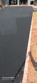 Asphalt surfacing