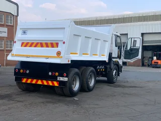 Water Tankers,Honey suckers,Tipper &amp; Rollback manufacturers CALL : 0815621657