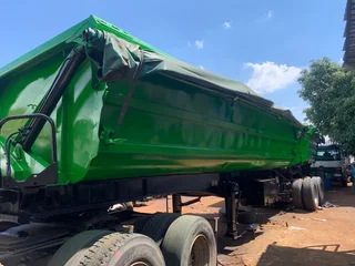 Sa Truck Bodies Side Tipper Call: 0695355540