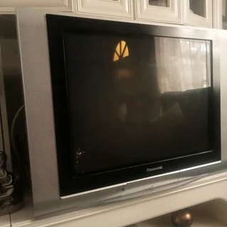 Panasonic 54cm colour screen tv