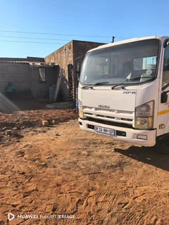 2014 Isuzu N-Series Dropside