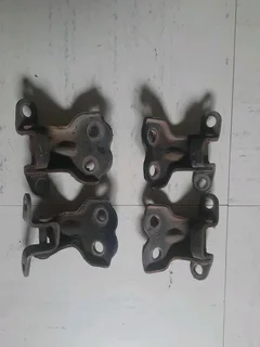 Tazz/Conquest/Corolla Door Hinges