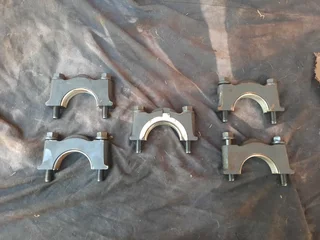 Toyota 2E Main Bearing Caps