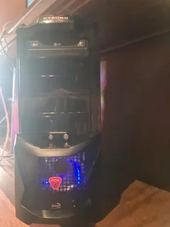 AMD Sabertooth 990fx Gaming pc