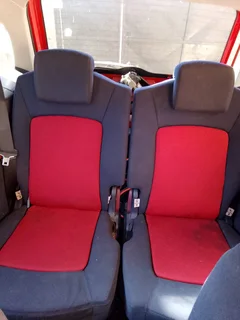 2007 Peugeot 1007 Sedan