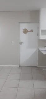 Spacious 2-bedroom apartment in Ottery for SALE.