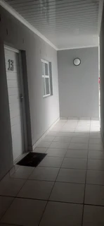 Spacious 2-bedroom apartment in Ottery for SALE.